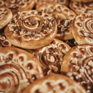 کلوچه سنتی فومن اصل )بسته 10 عددی(